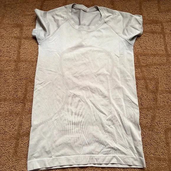 lululemon swiftly tech top - Picture 1 of 3